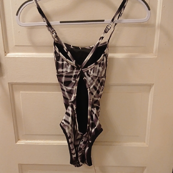Speedo Kids One Piece Bodysuit - Black and White - Picture 3 of 4